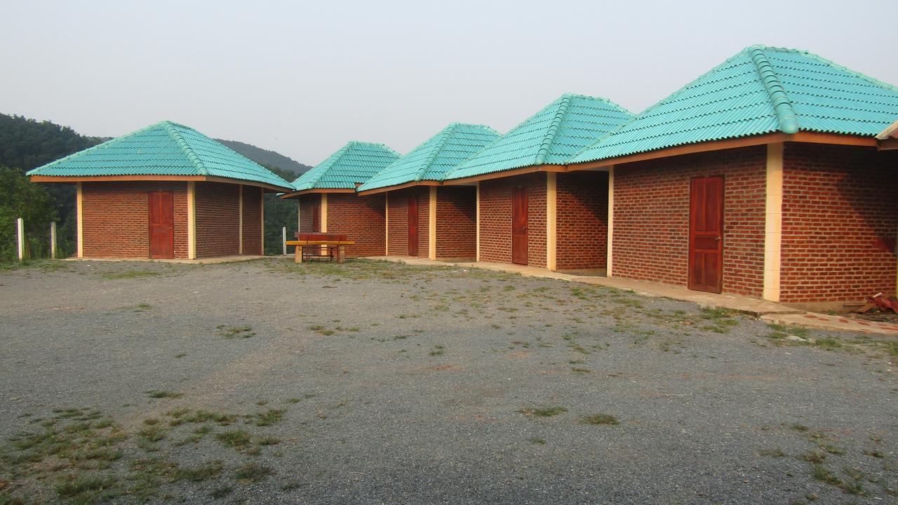 Chomdoy Bungalow & Restaurant Luang Namtha Exterior foto